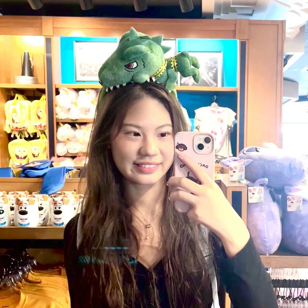 Claire Shen